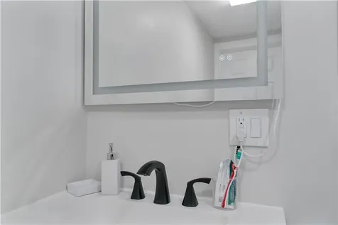 215 Kenyon Avenue Pawtucket RI 02861