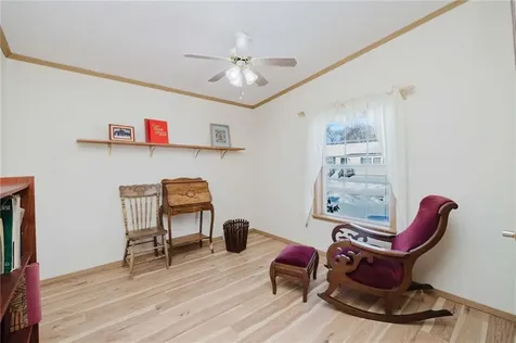 21 Nightingale Lane Tiverton RI 02878