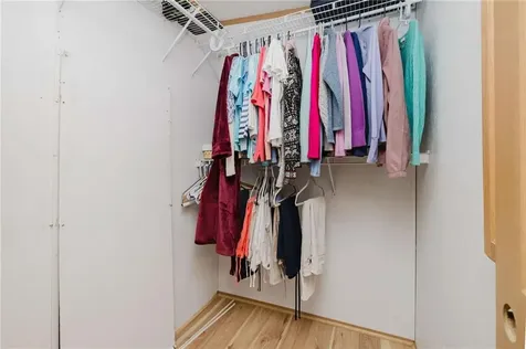 21 Nightingale Lane Tiverton RI 02878