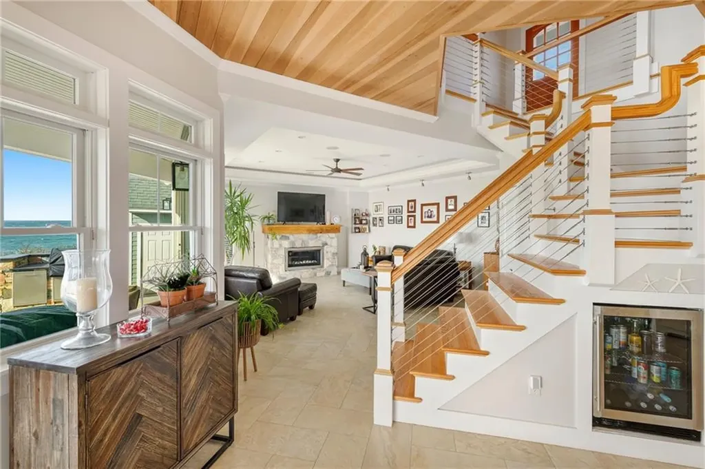 22 Shore Road Narragansett RI 02882