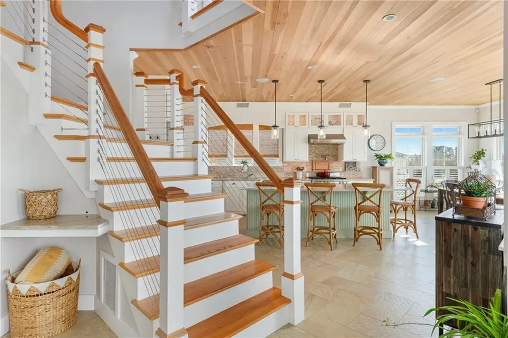 22 Shore Road Narragansett RI 02882