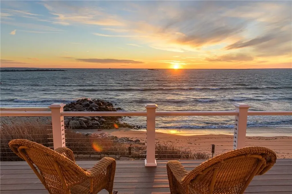 22 Shore Road Narragansett RI 02882