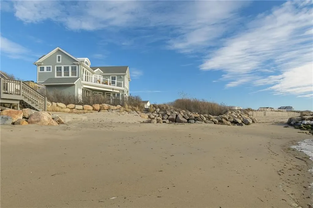 22 Shore Road Narragansett RI 02882