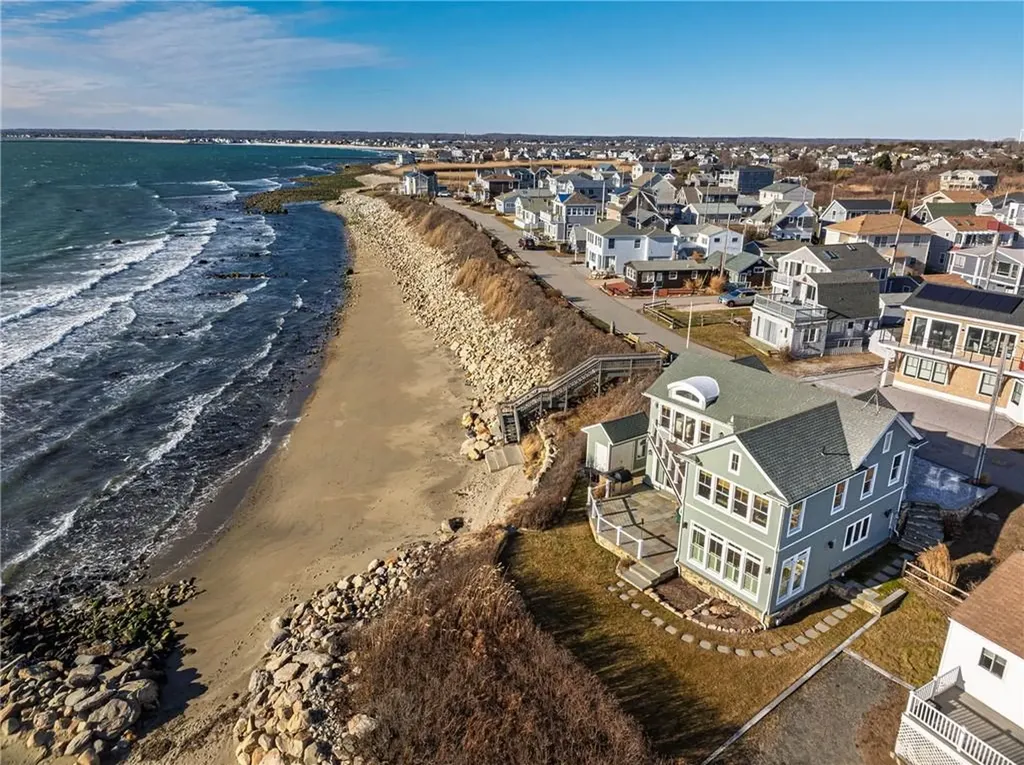 22 Shore Road Narragansett RI 02882
