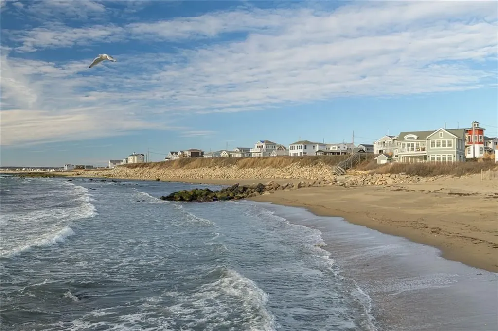 22 Shore Road Narragansett RI 02882