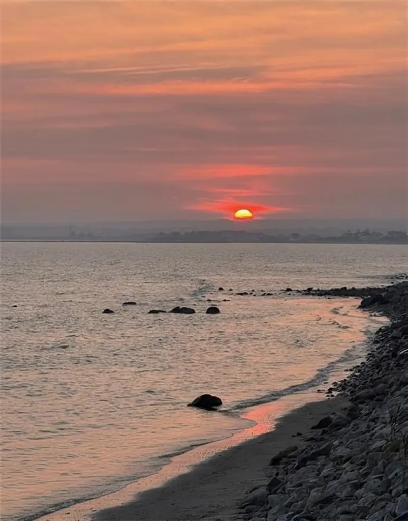 22 Shore Road Narragansett RI 02882