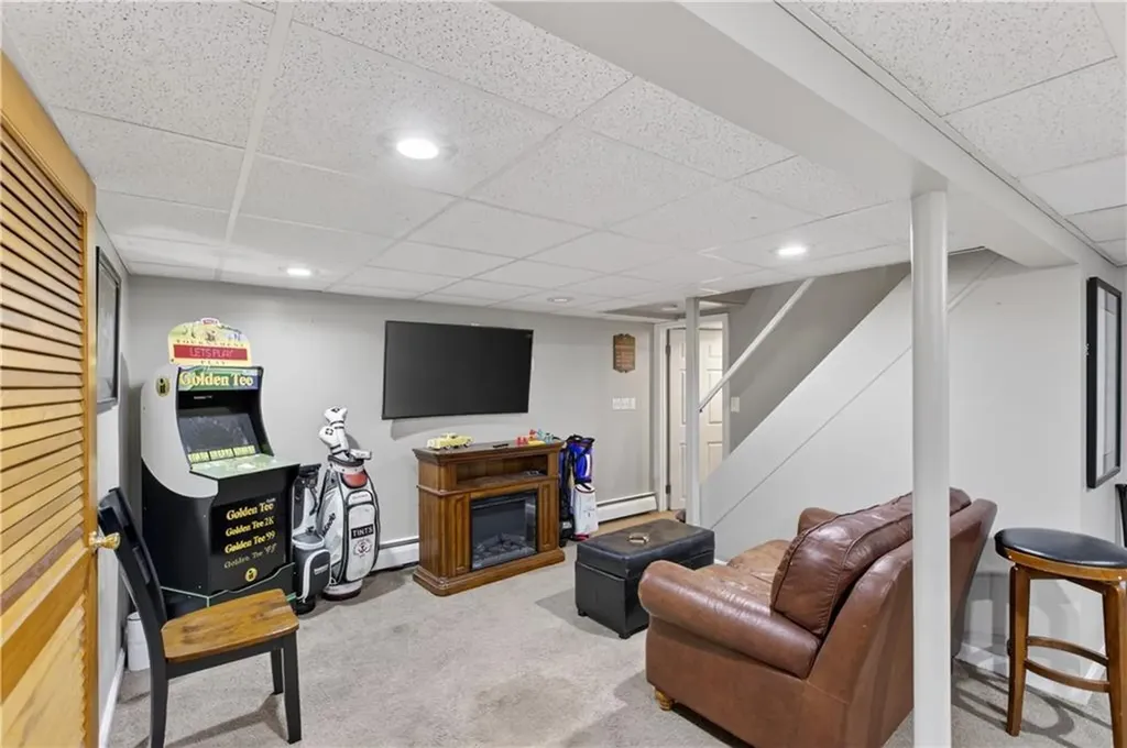 110 Panto Road Warwick RI 02886