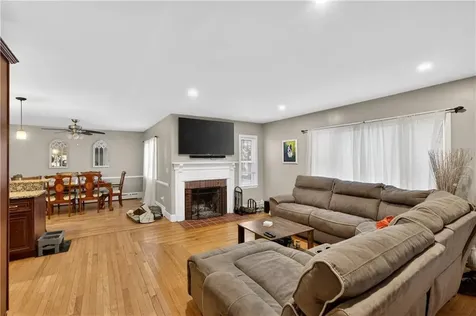 110 Panto Road Warwick RI 02886