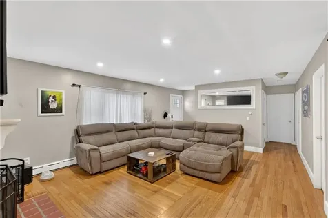 110 Panto Road Warwick RI 02886