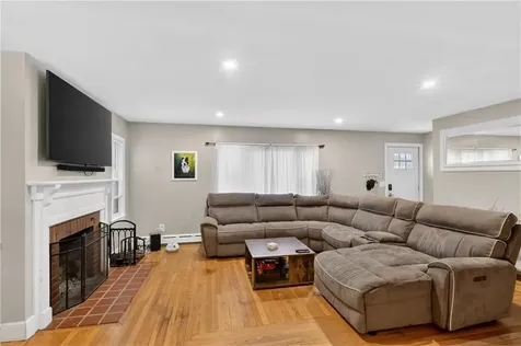 110 Panto Road Warwick RI 02886