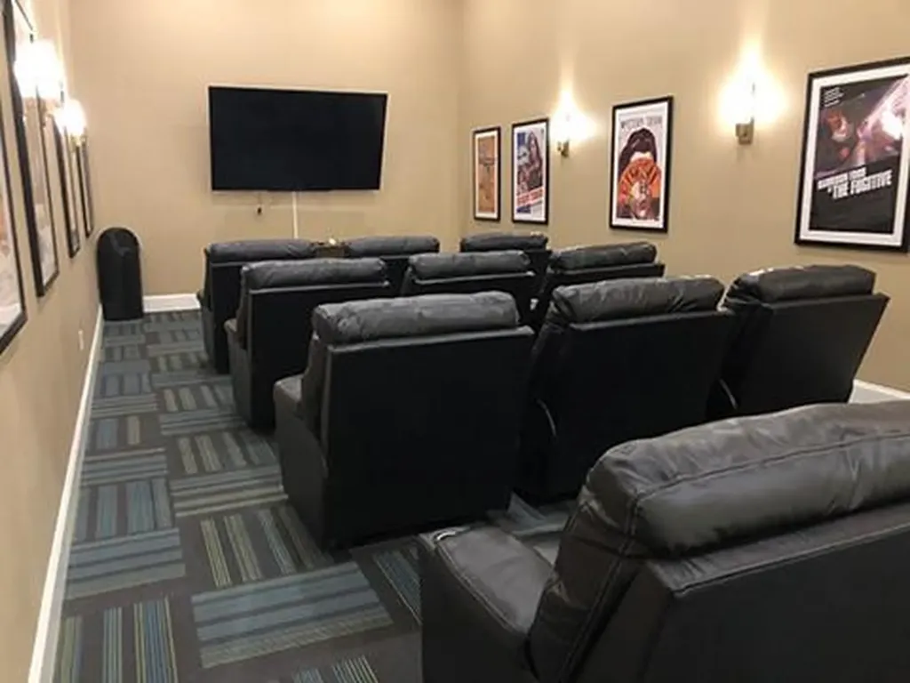 12 Valley Street Providence RI 02908