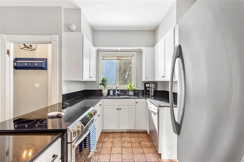 269 Doyle Avenue Providence RI 02906