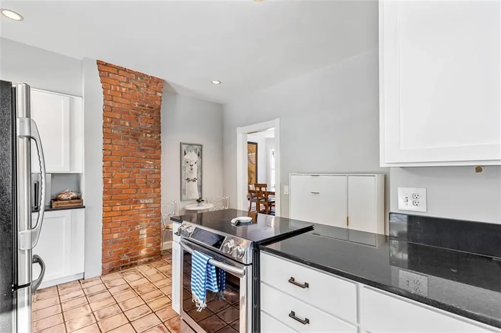 269 Doyle Avenue Providence RI 02906