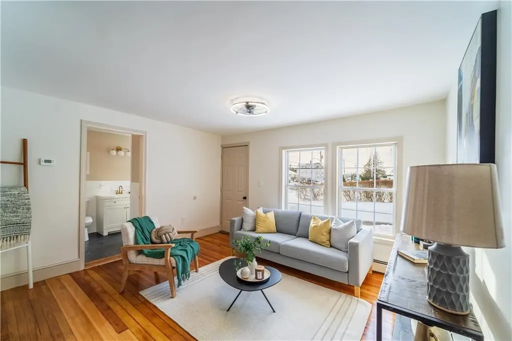 134 Dexter Street Cumberland RI 02864