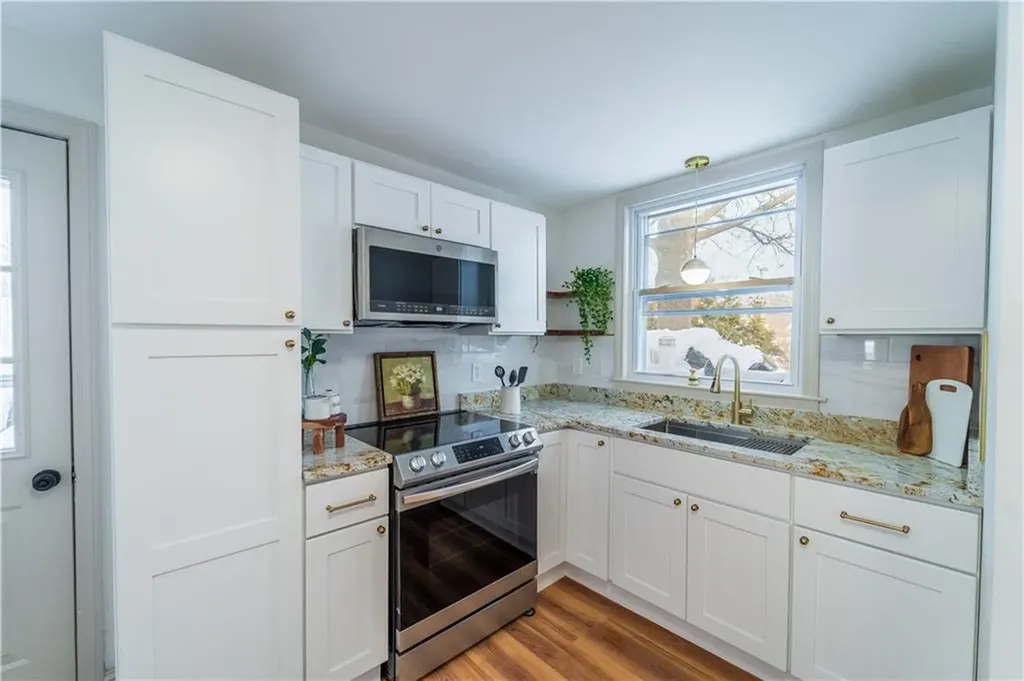 134 Dexter Street Cumberland RI 02864