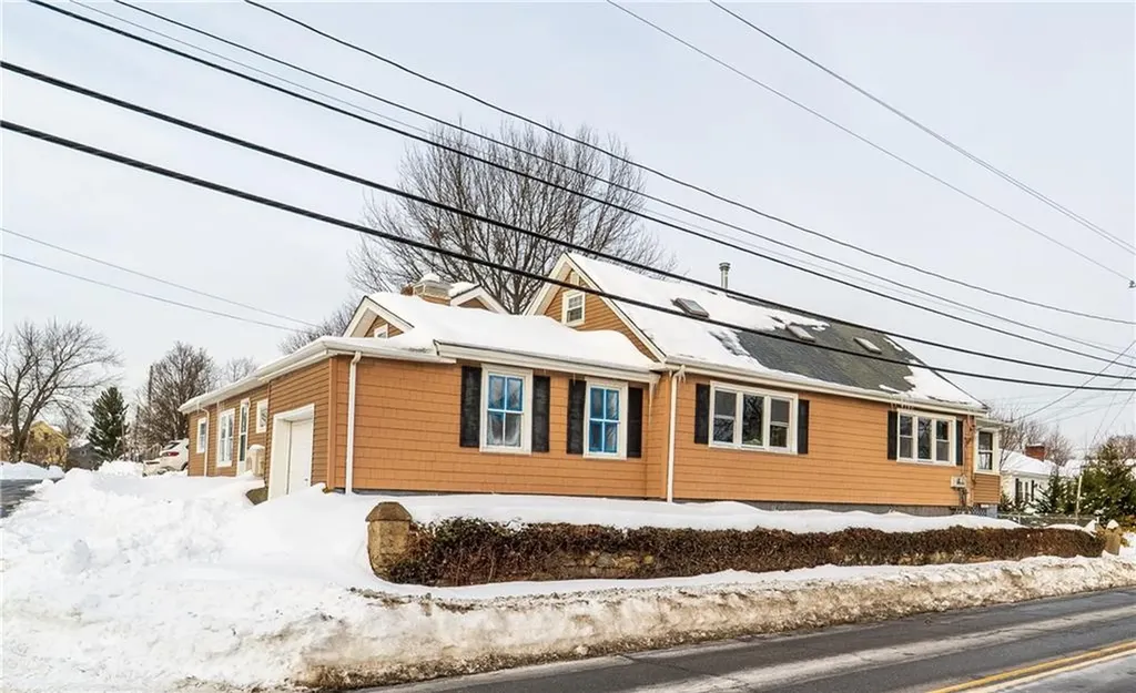 134 Dexter Street Cumberland RI 02864