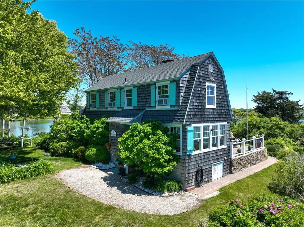 20 Snowberry Lane Westerly RI 02891