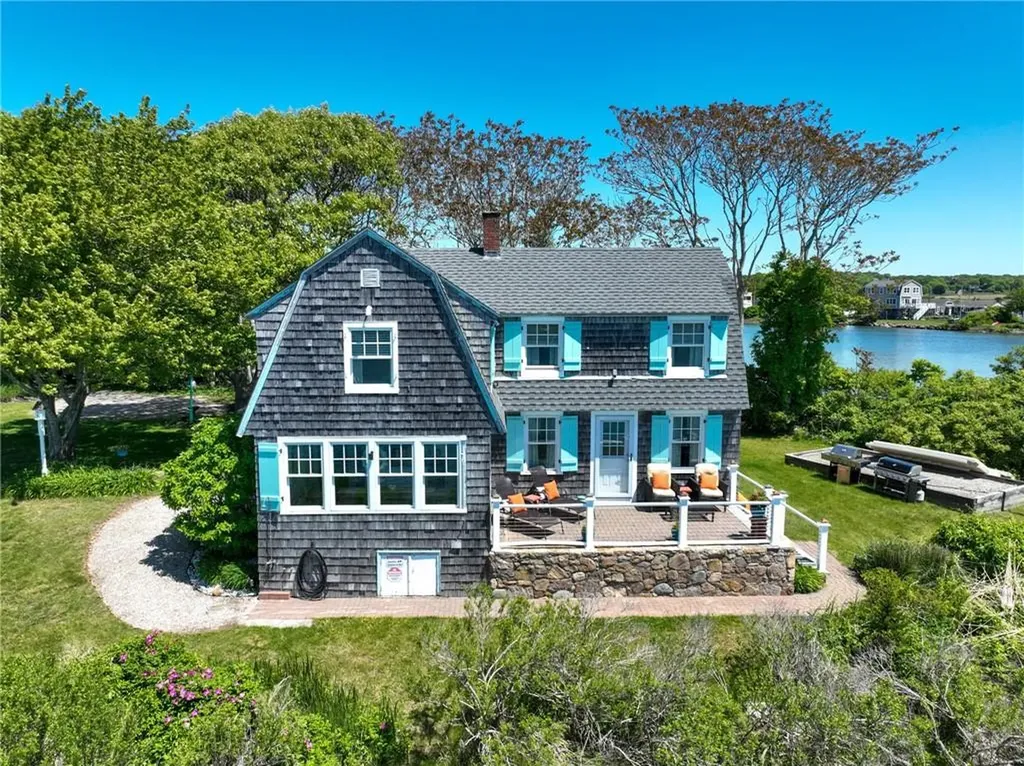 20 Snowberry Lane Westerly RI 02891
