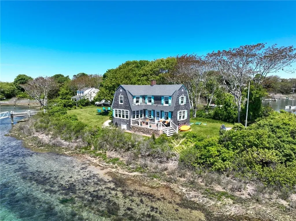 20 Snowberry Lane Westerly RI 02891
