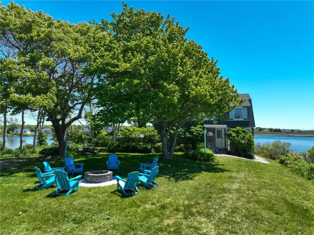 20 Snowberry Lane Westerly RI 02891