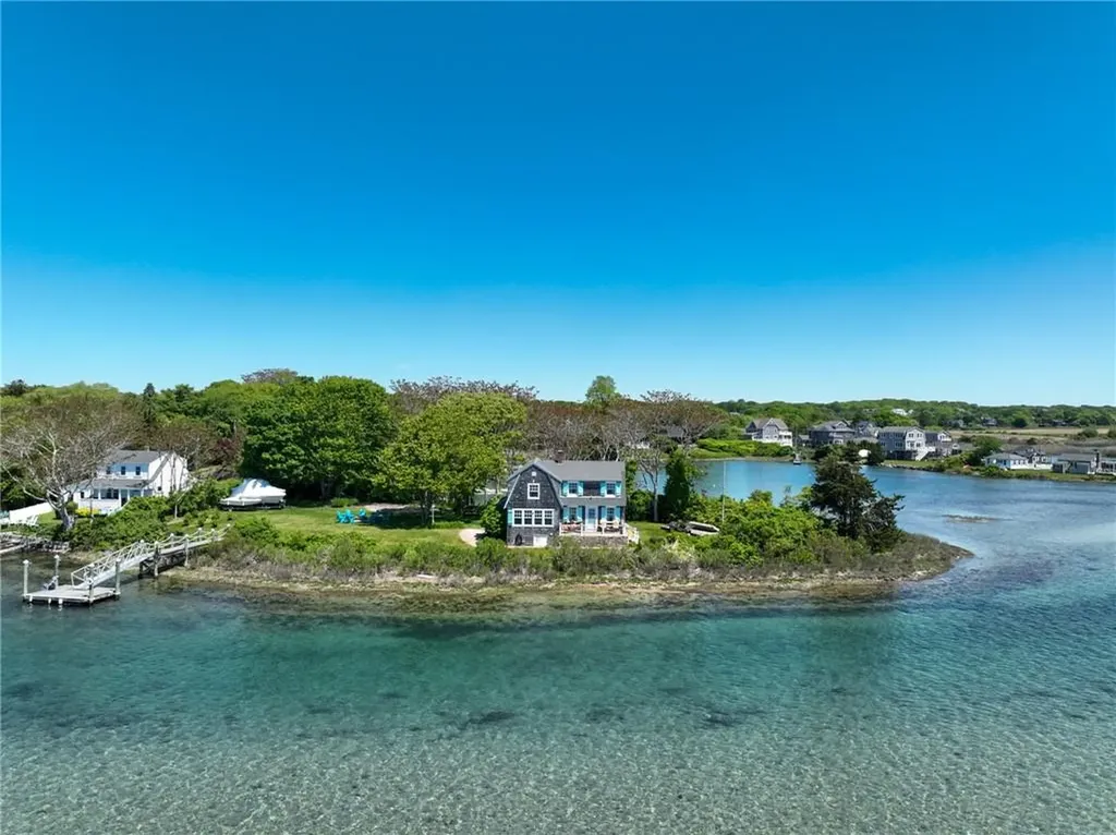 20 Snowberry Lane Westerly RI 02891