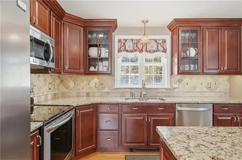 6 Obeline Drive North Smithfield RI 02896