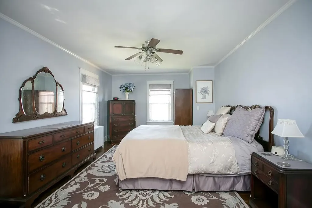 17 Annandale Terrace Newport RI 02840