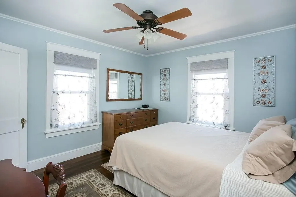 17 Annandale Terrace Newport RI 02840