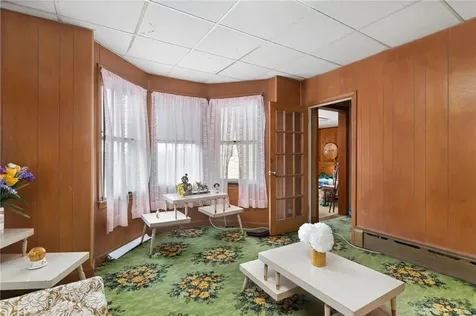 376 N Underwood Street Fall River MA 02720