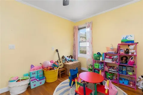 376 N Underwood Street Fall River MA 02720