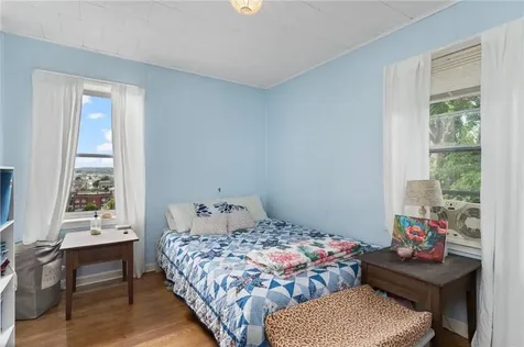 376 N Underwood Street Fall River MA 02720