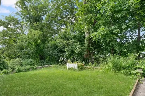 376 N Underwood Street Fall River MA 02720