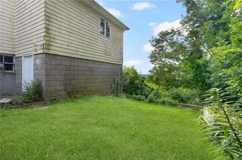 376 N Underwood Street Fall River MA 02720