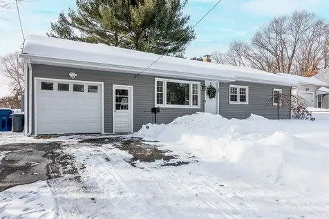 65 Pequot Trail East Greenwich RI 02818