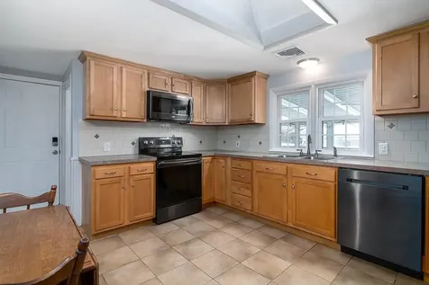 65 Pequot Trail East Greenwich RI 02818