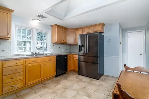 65 Pequot Trail East Greenwich RI 02818