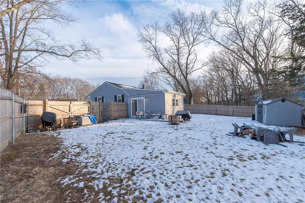 91 Windsor Park Drive Coventry RI 02816