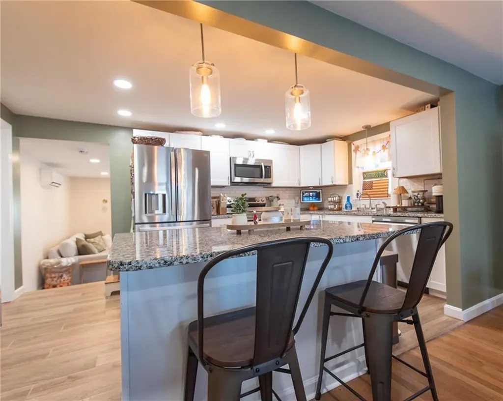 91 Windsor Park Drive Coventry RI 02816