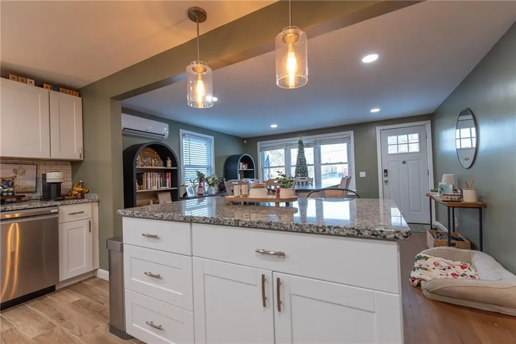 91 Windsor Park Drive Coventry RI 02816