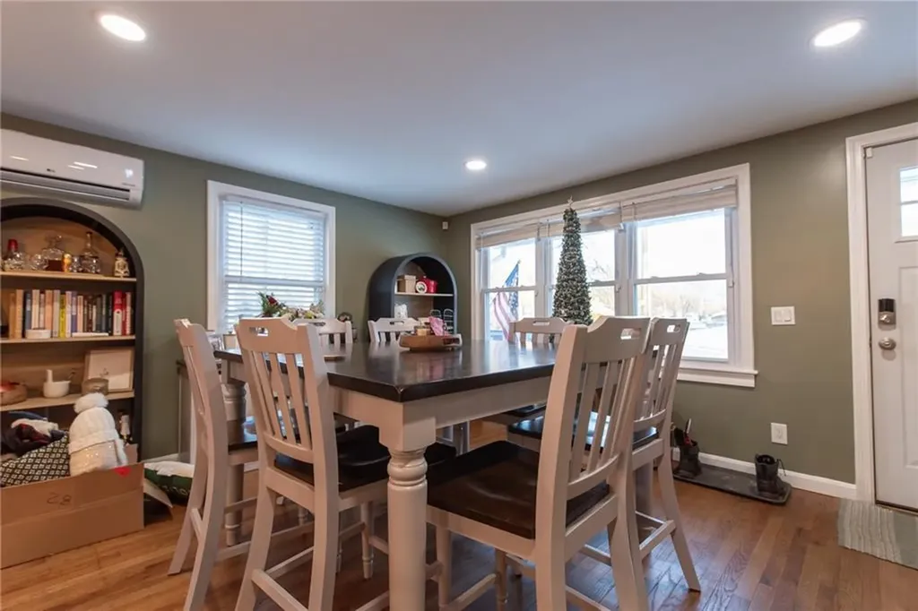 91 Windsor Park Drive Coventry RI 02816