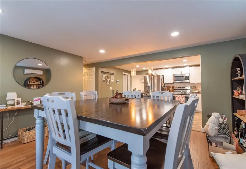 91 Windsor Park Drive Coventry RI 02816