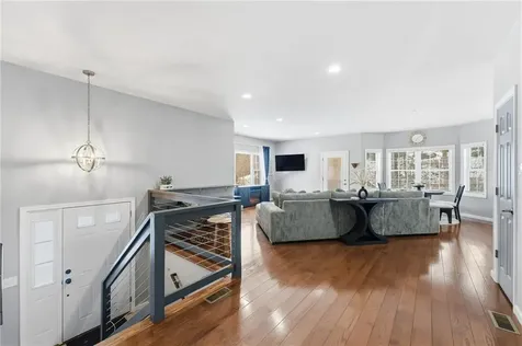 28 Cardinal Drive Killingly CT 06241