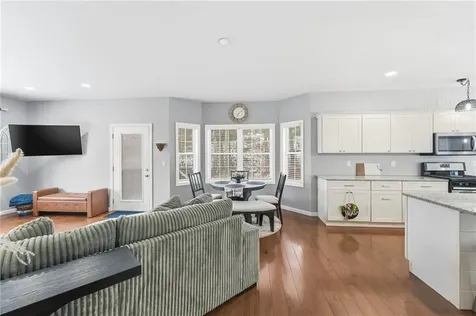 28 Cardinal Drive Killingly CT 06241