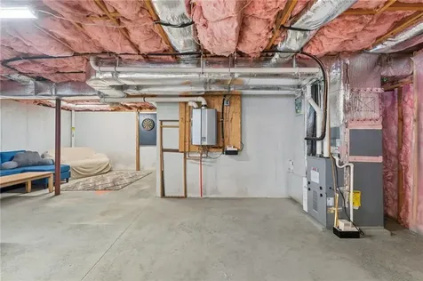 28 Cardinal Drive Killingly CT 06241