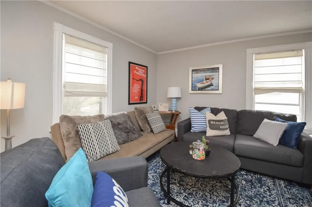 16 Vaughan Avenue Newport RI 02840