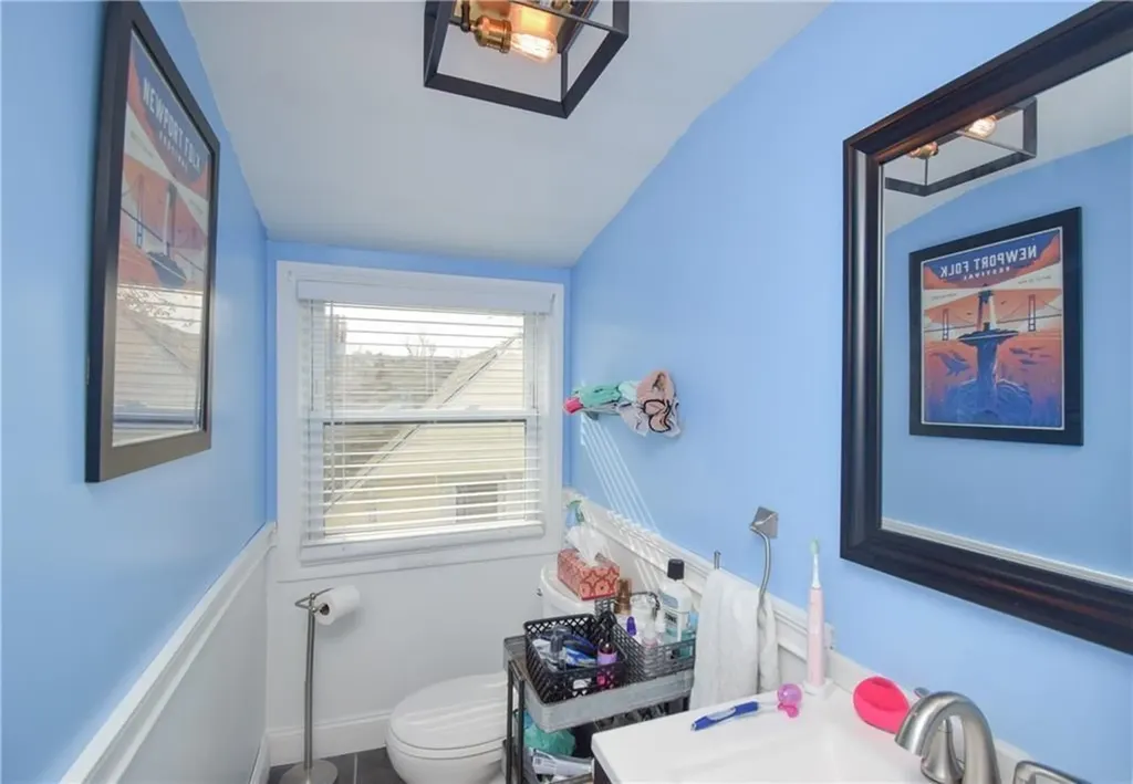 16 Vaughan Avenue Newport RI 02840