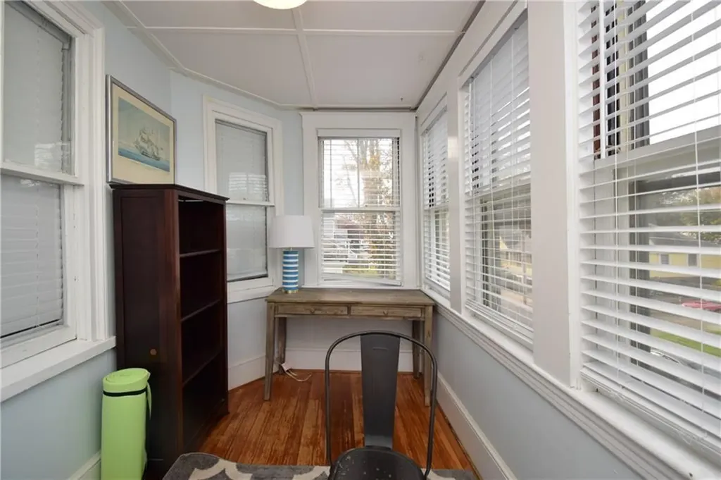 16 Vaughan Avenue Newport RI 02840