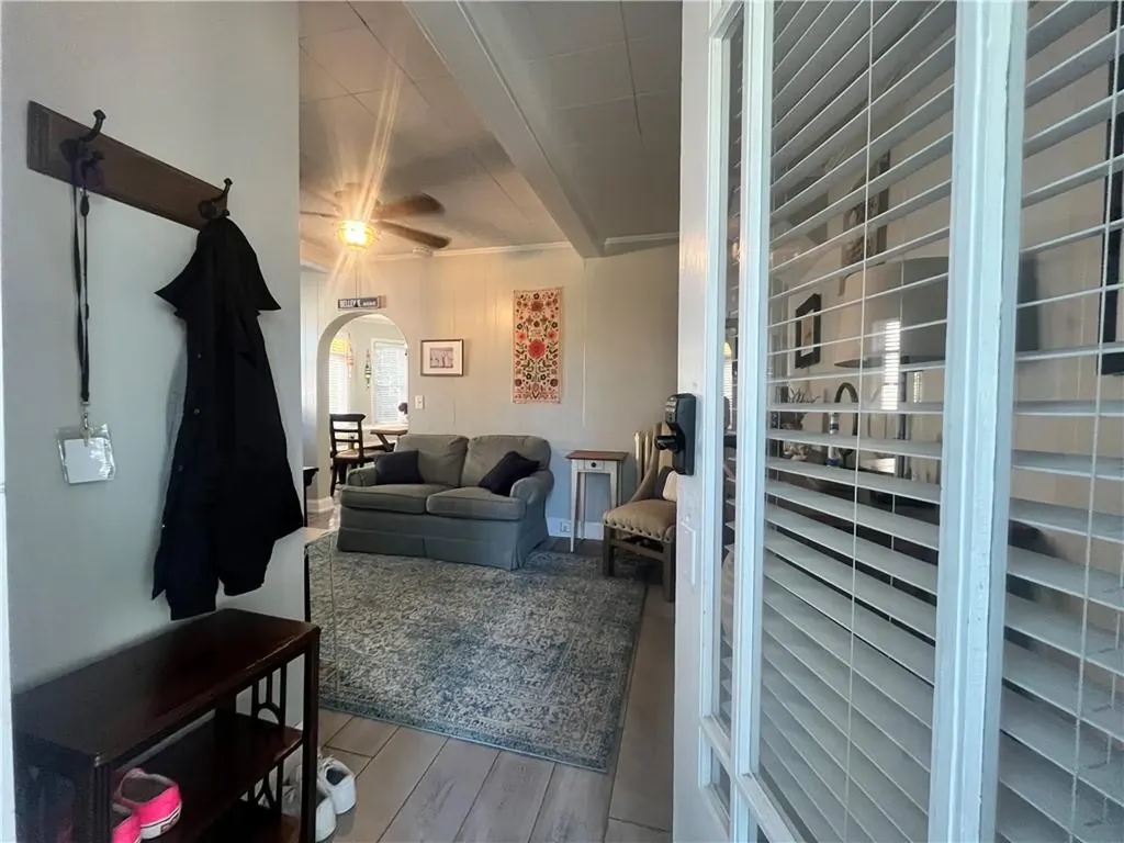 16 Vaughan Avenue Newport RI 02840