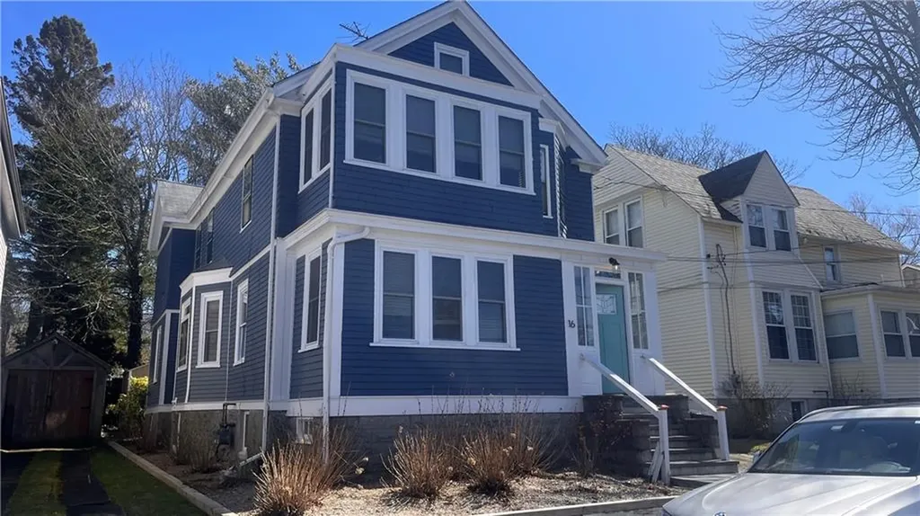 16 Vaughan Avenue Newport RI 02840