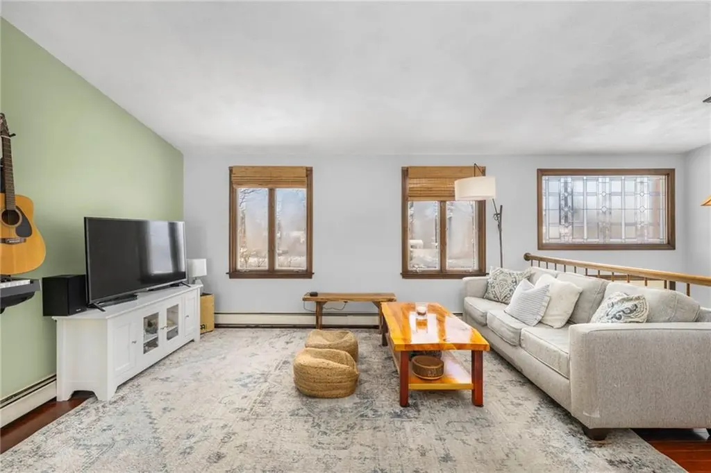 18 Orchard Avenue Smithfield RI 02828